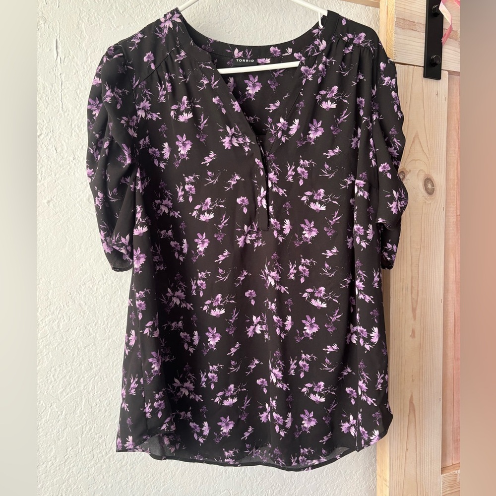 Floral top
